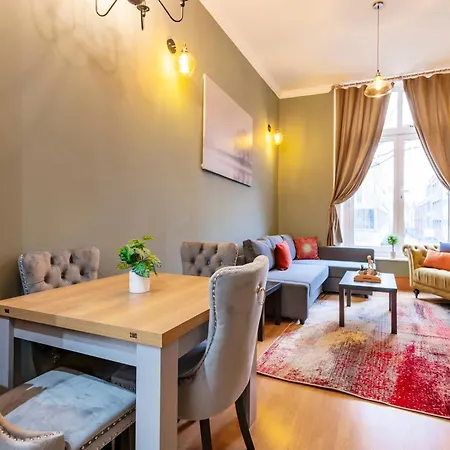 2 Bedroom In Center Of London Exterior photo