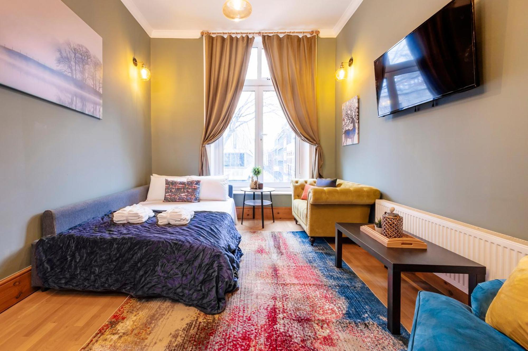 2 Bedroom In Center Of Appartement
